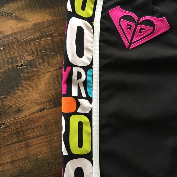SOLD. Roxy boardshorts - Picture 8 of 8
